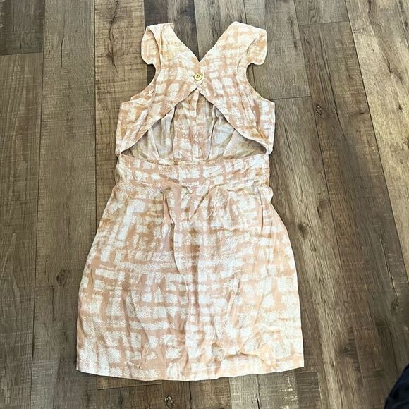 Finders Keepers Sleeveless Cutout
Back Mini Dress, Button Front, Light Pink size - Picture 2 of 7